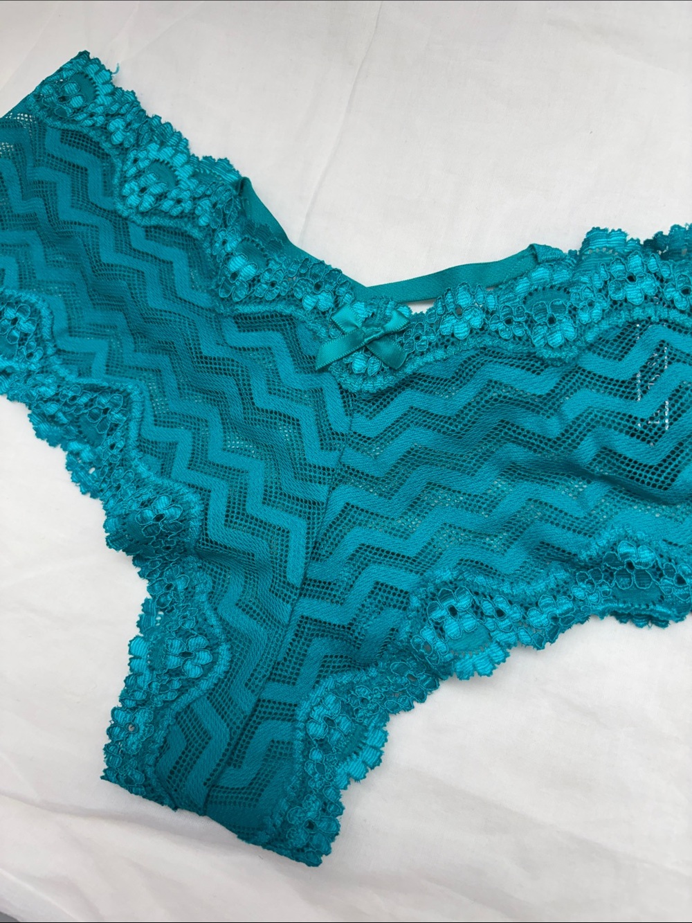 NWOT Victoria's Secret Very Sexy Teal Lace Cheeky Panty